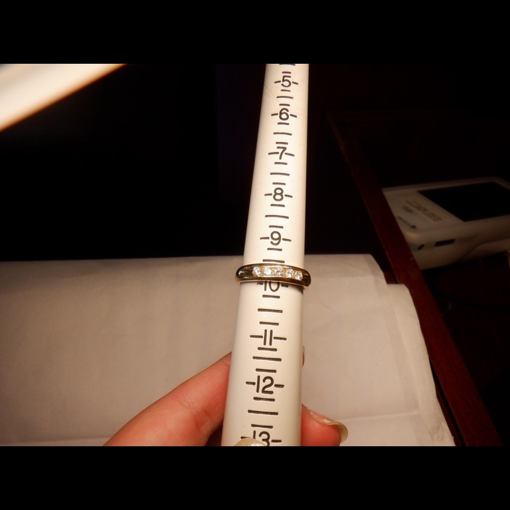 14k yellow gold diamonds wedding band - Picture 2 of 3